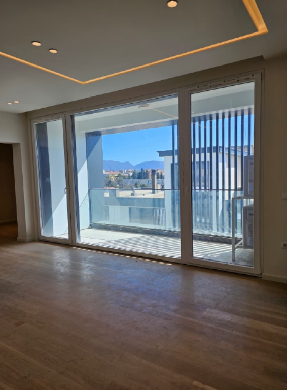 ▫️ SHITET APARTAMENT 3+1 – PRANË TEG