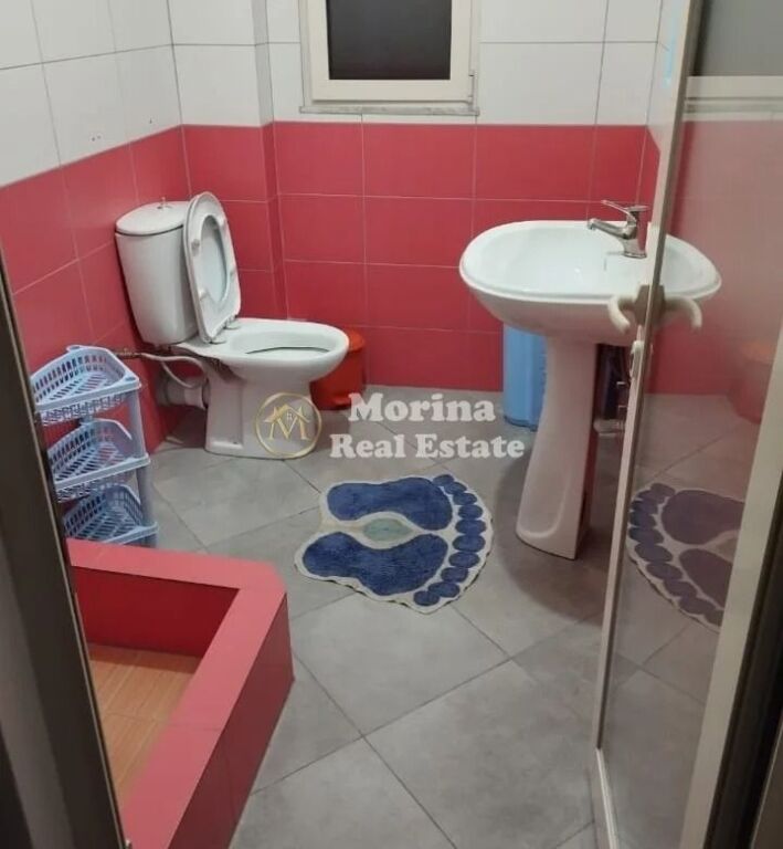 Rent | Private house 2 + 1 | Kodra E. Priftit | 350 €/month