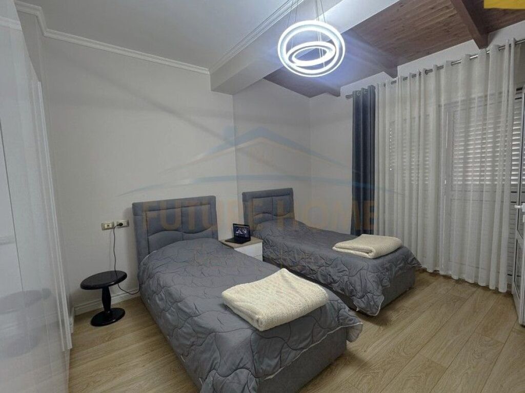 Shitet, Apartament 3+1+2, Kodra e Diellit