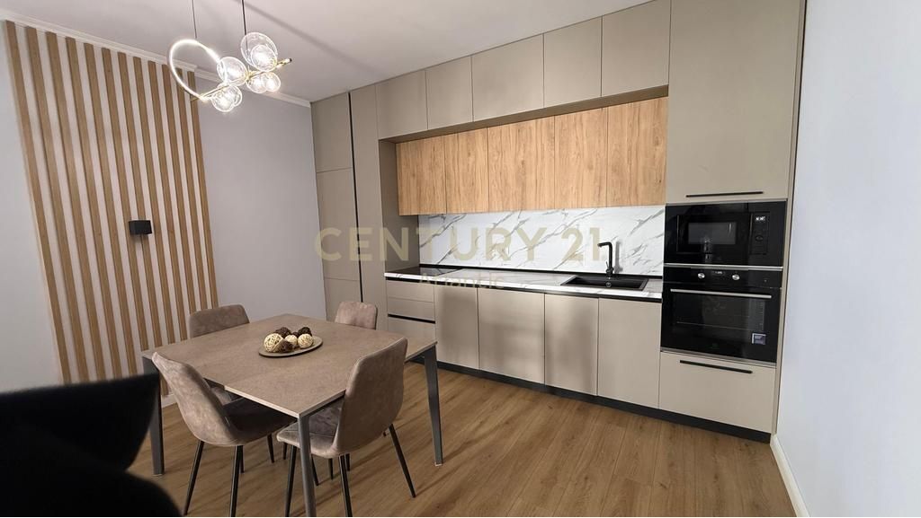 Apartament 1+1 Me Qira në Rruga e re e Portit, Durrës - 500€ | 71 m²
