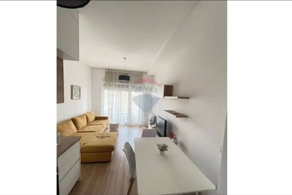 Apartament 1+1 me qera 21 Dhjetori Kontakti
