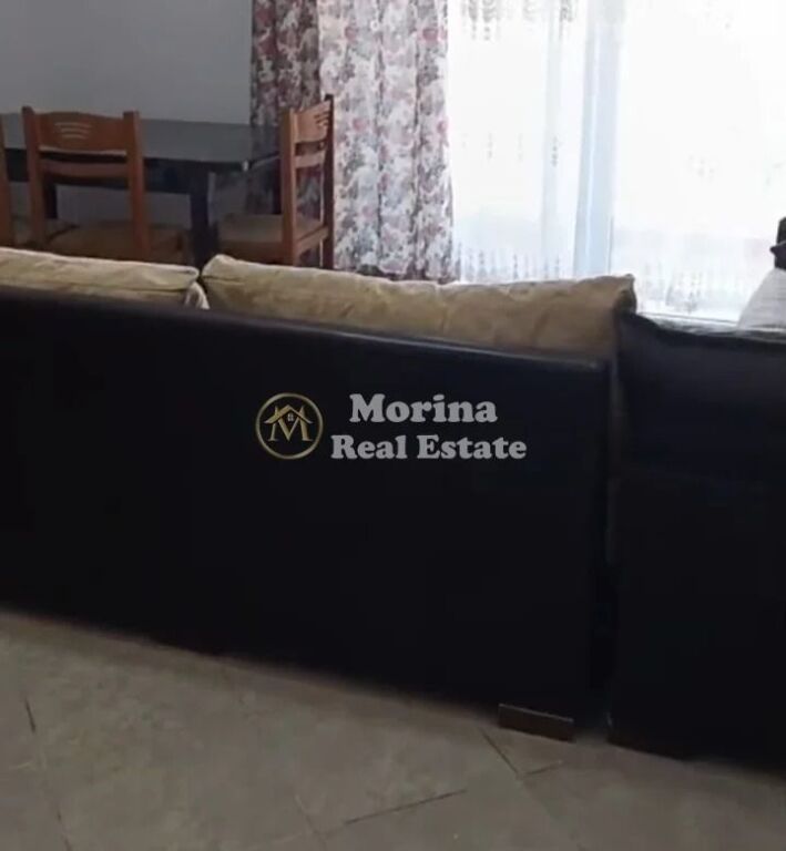 Affitto | Appartamento 2 + 1 | Via 5 Maggio | 450 €/mese