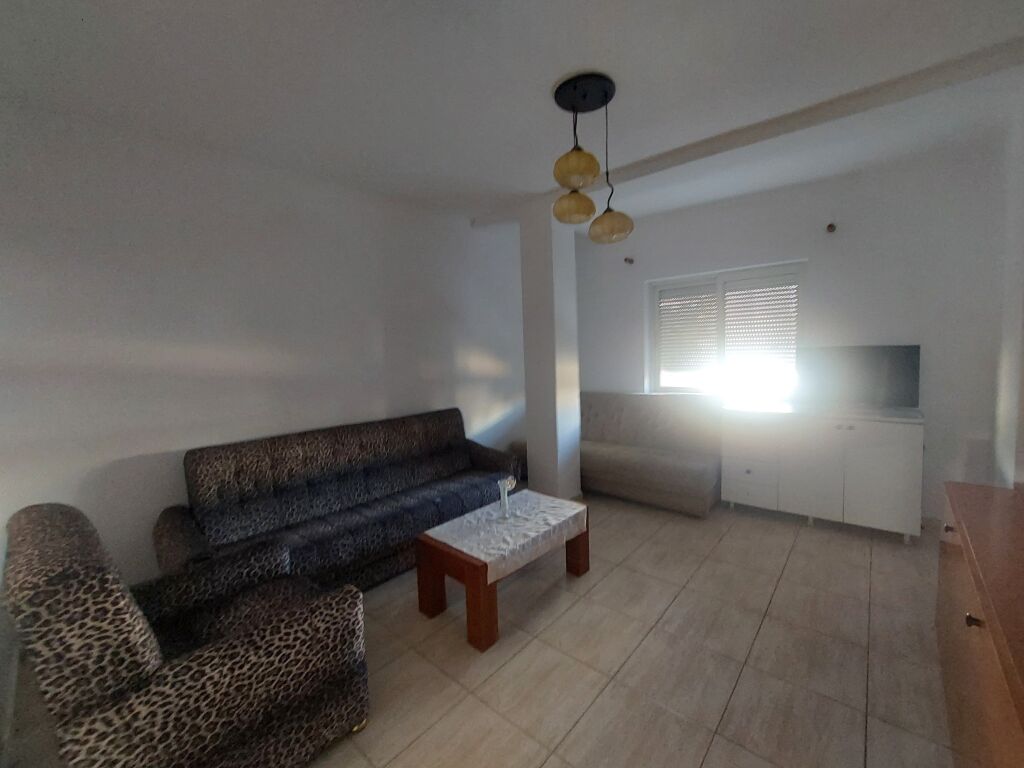Affitto | Appartamento 3 + 1 | Via delle Barricate | 550 €/mese