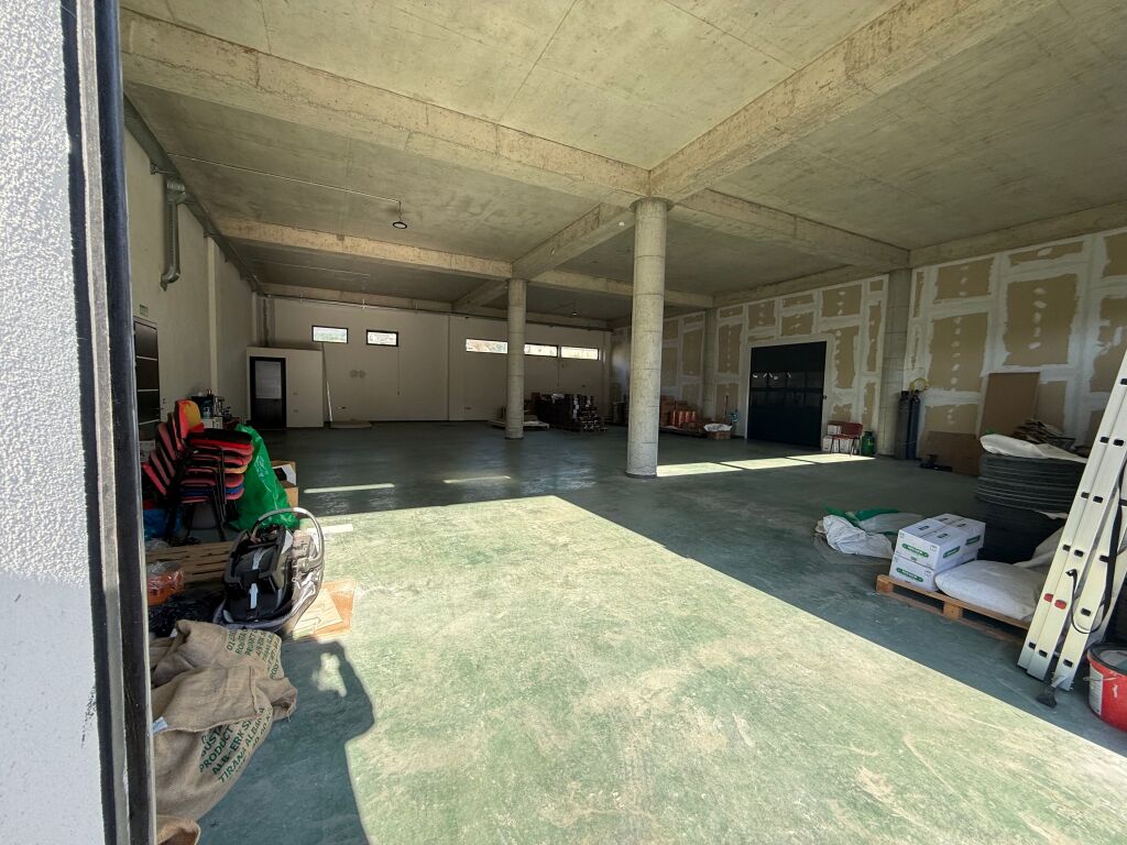 In Affitto - Magazzino - Prush, Tirana