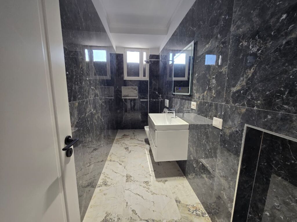 Apartment 2+1+2+Balcony for Sale, Prokuroria, Tirane