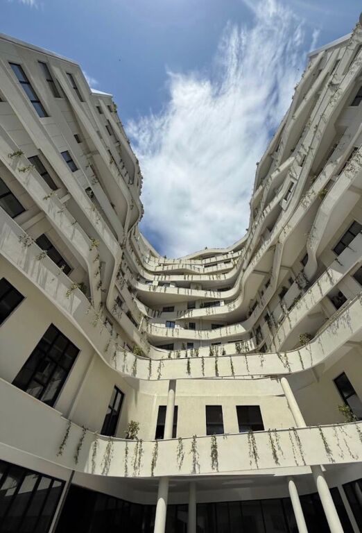 🏡 Shitet Garsoniere te Spring Residence