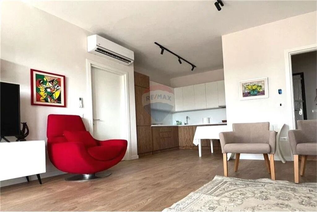 Apartament me qera 2+1+2 TE ISH EKSPOZITA