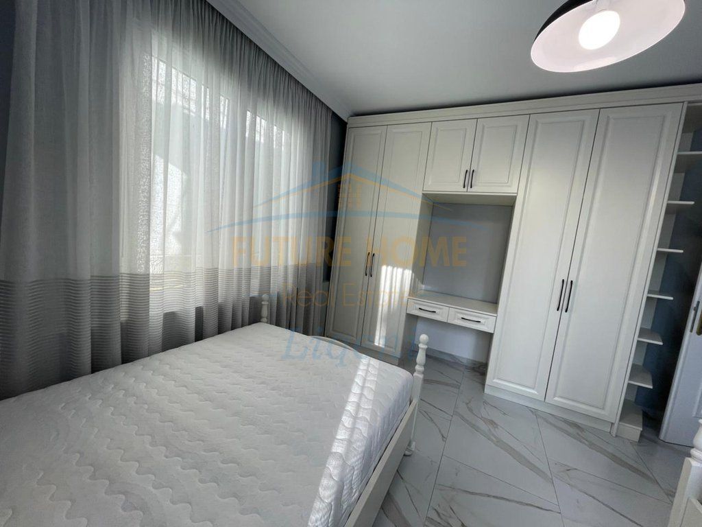 Rent, Apartment 2+1+2, Willson Square, Tirana.