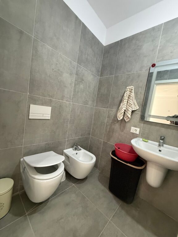 Univers city / Qera Apartament 1+1 Me Post Parkimi 40’000 All / Muaj