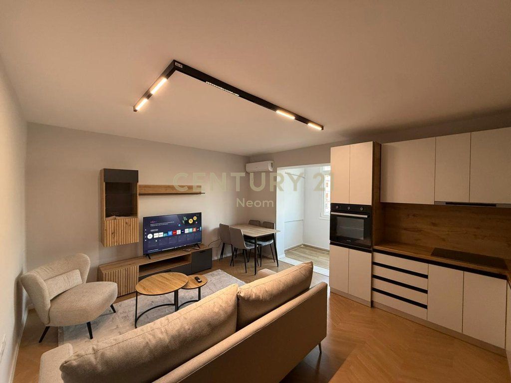 Shitet Apartament 1+1 te Selvia – Shumë pranë qendrës së Tiranës