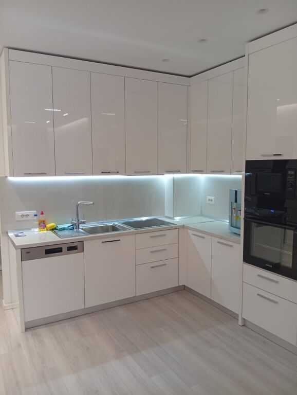 🏠 Super Mega Appartamento 1+1+🅿️ in Affitto dietro Concord, 5 Maj