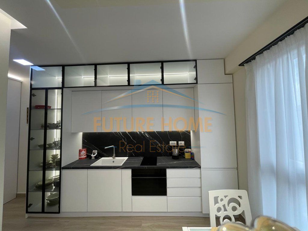 Qira, Apartament 1+1, 21 Dhjetori