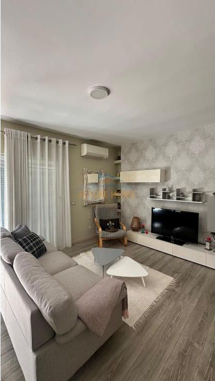 Affitto, Appartamento 2+1. Selitë, Tirana