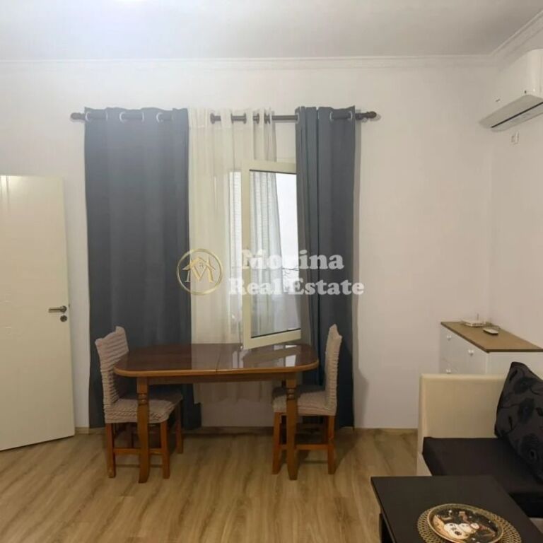 Qera | Shtëpi private 2 + 1 | Sauk | 400 €/muaj