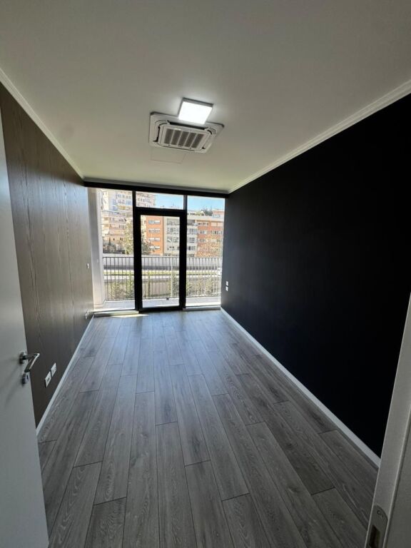 Ufficio in affitto – Lake View Residence 🏢