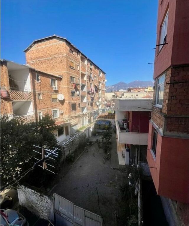 🏠 Vendesi 3+1 in "Karl Gega" – Posizione Eccellente &amp; Con Ipoteca! 📍