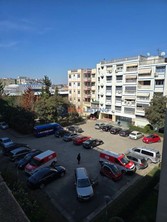 Apartment me qira 2+1+1+2 ballkone, Kompleksi "Garden City", Kthesa Kamzës!