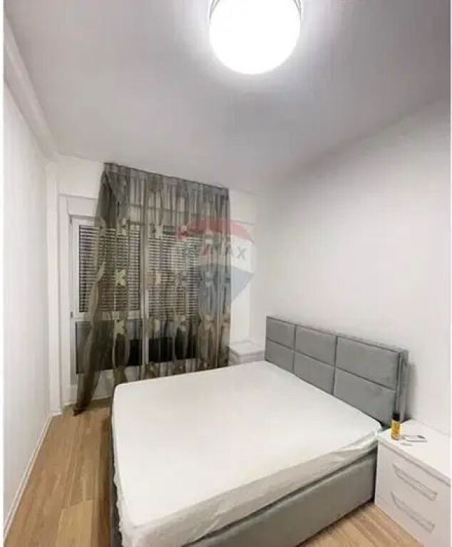 Apartament 1+1 me qera 21 Dhjetori Kontakti
