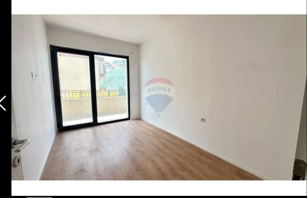 Apartament per shitje 1+1 tek Liqeni i Thate