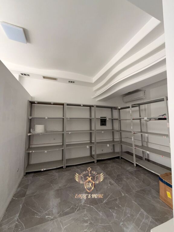 Business Premises for Rent 📍Kopshti Sotir Noka 450euro