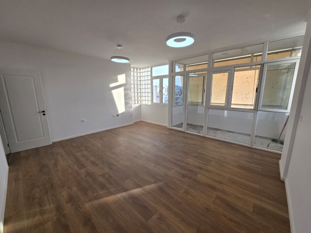 Apartment 2+1+2+Balcony for Sale, Prokuroria, Tirane
