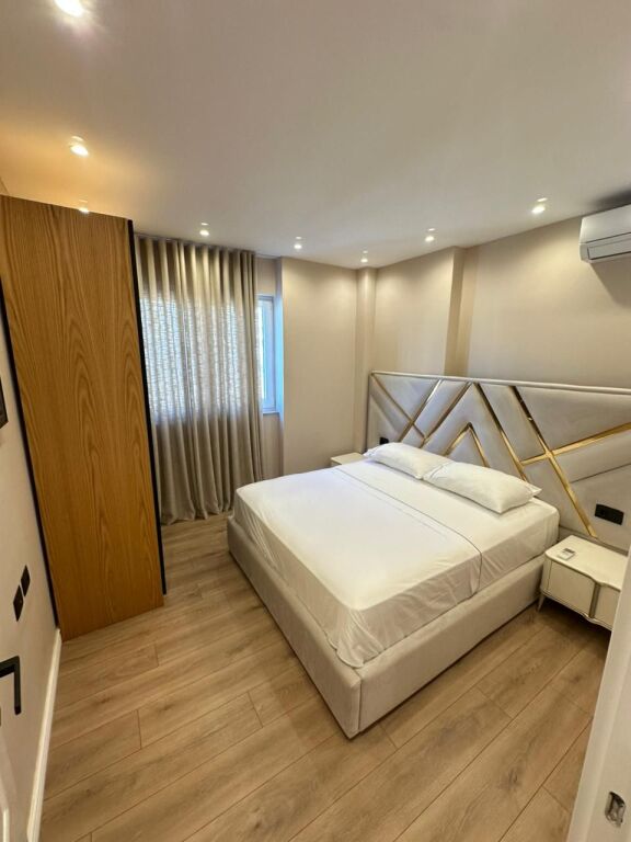 JEPET ME QERA APARTAMENT 1+1 RROTA E KUQE, PLAZH