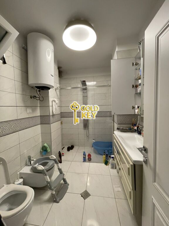 🏡 SHITET APARTAMENT 2+1+1 SALLON VEC +BALLKON MUNDESI PER 3+1 GJYKATA DURRES