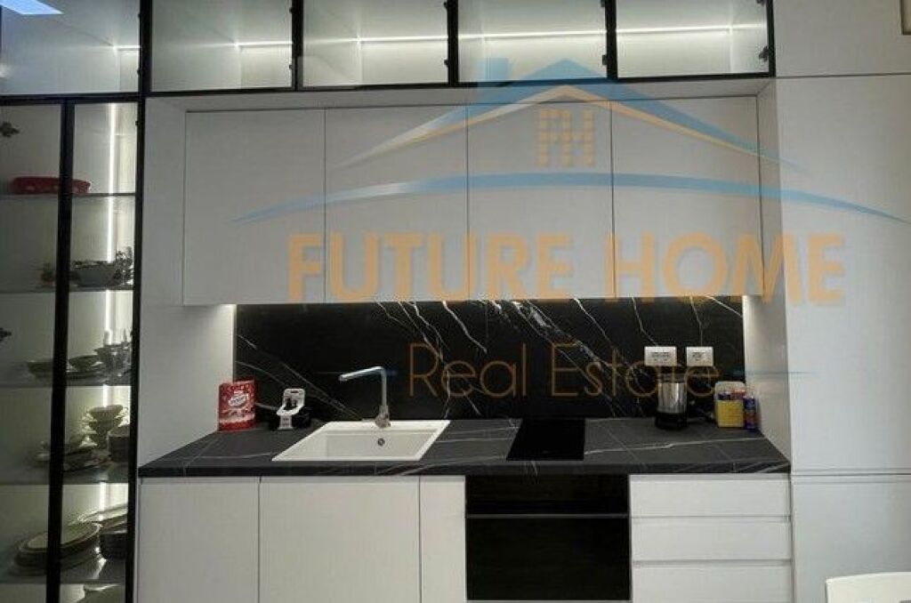 Qira, Apartament 1+1, 21 Dhjetori