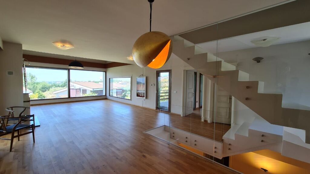 VILE LUKSOZE PER SHITJE TEK ZONA TEG