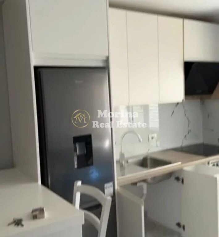 Shitje | 2 Apartamente 1 + 1 | Rruga e Barrikadave | 220000 €