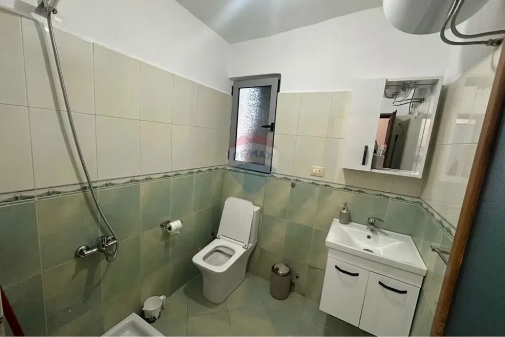 Apartament 1+1 me qira Rruga Kosovarve