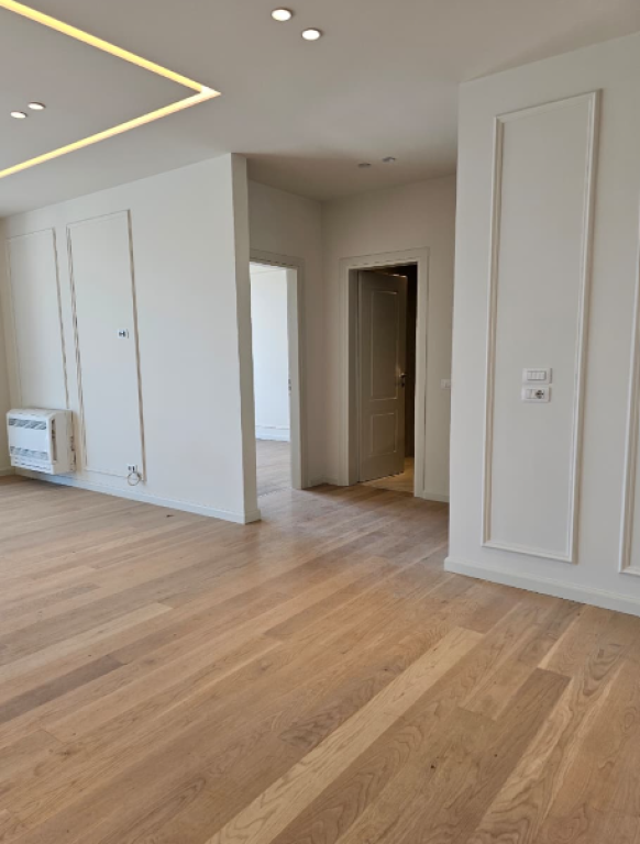 ▫️ SHITET APARTAMENT 3+1 – PRANË TEG