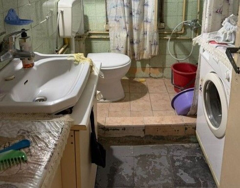 Apartament 1+1 me qira pranë Ish Parkut të Autobusëve