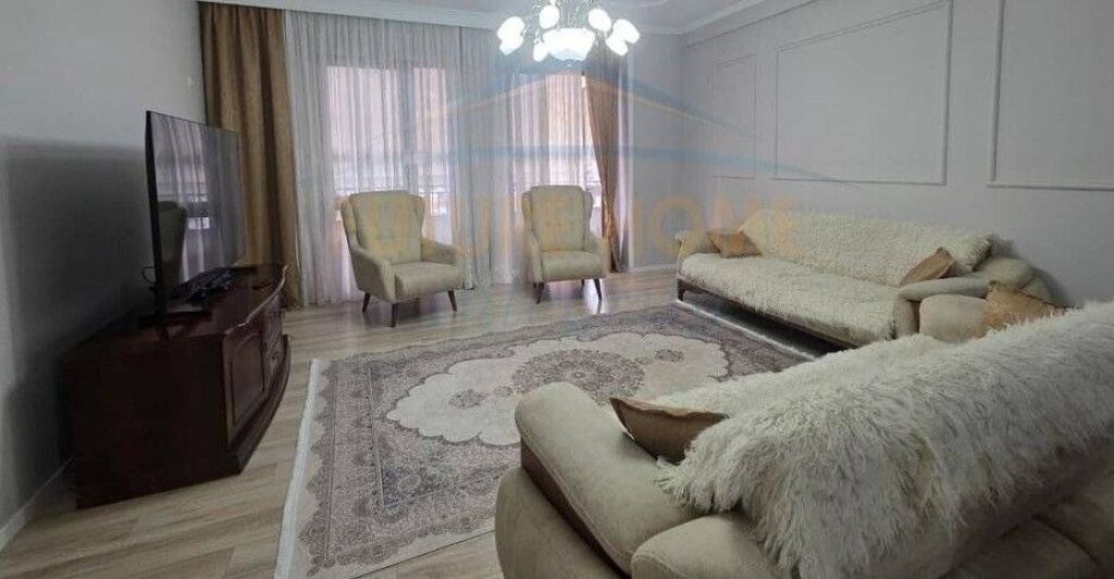 Rent, Apartment 2+1+2, Former Electric Market, Tirana