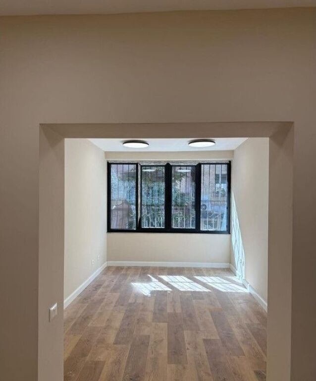 APARTAMENT 2+1 PER SHITJE PRANE PETRO NINIT