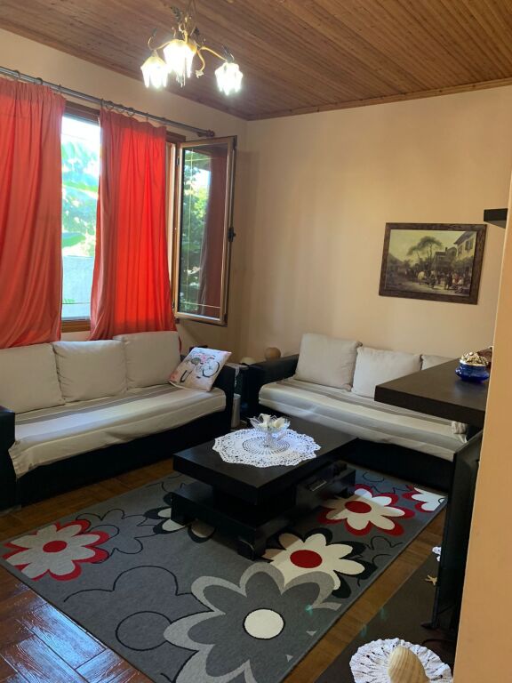 Shitet,Shtepi Private 2+1 ,Vlore