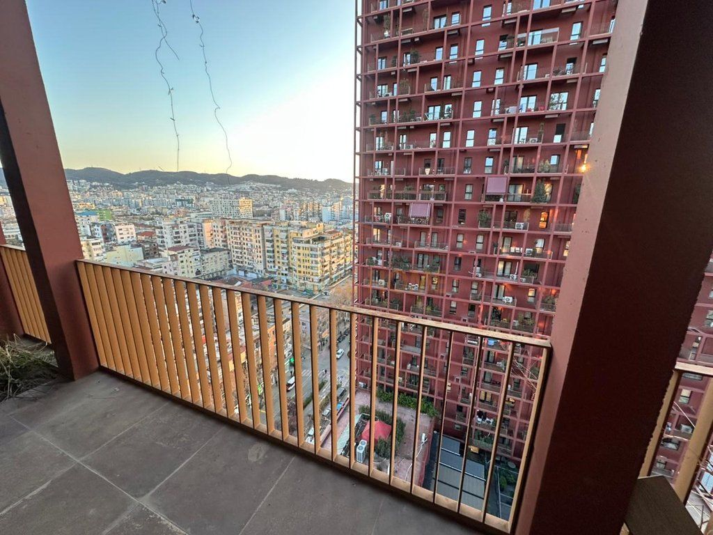 Apartment 2+1 for sale, Garden Building, Kavaja Street.