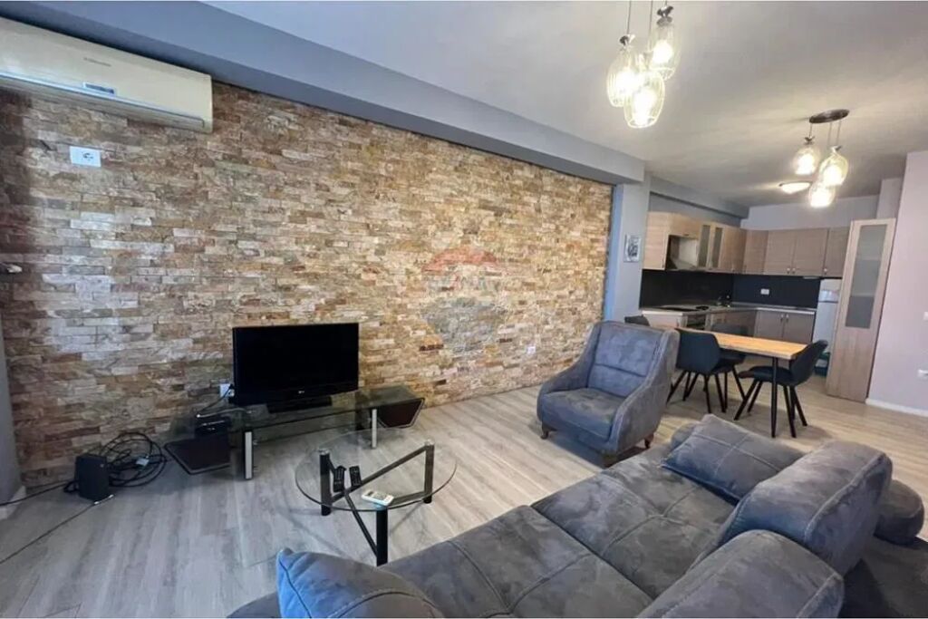 Apartament 2+1 me qira tek Rruga e Kavajes