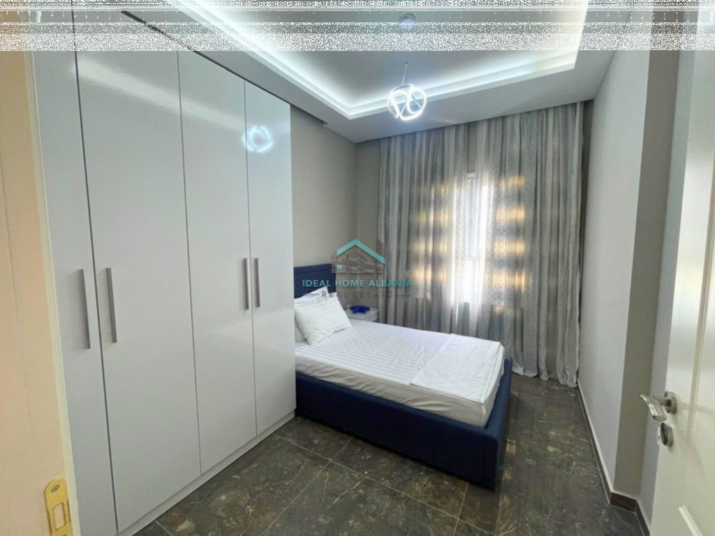 Jepet me Qera Penthouse Luksoze – Ish Kombinati, Vlore