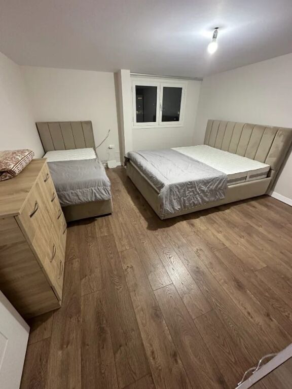 Jepet Me Qera Apartament 1+1+1 Ballkon
