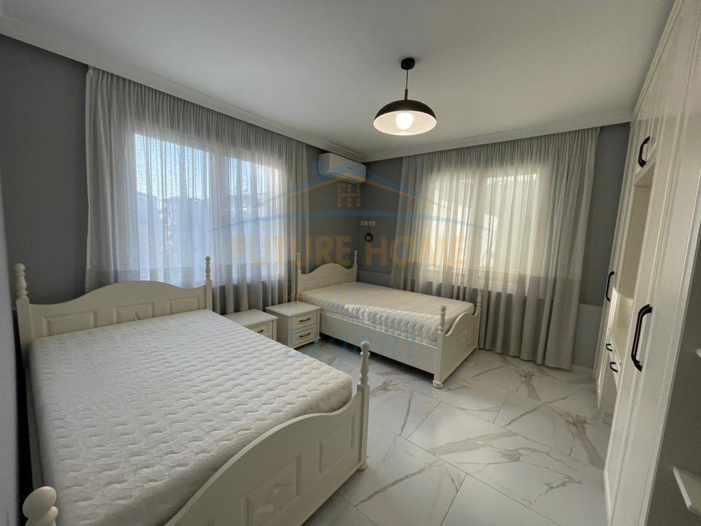 Qera, Apartament 2+1+2, Sheshi Willson, Tiranë.