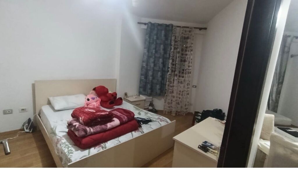 1+1,me hipoteke,te bar univers astir,cmimi 96 mije euro,shitet me vet financim