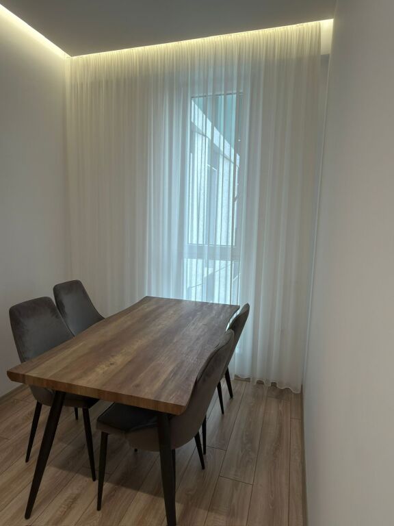 Apartament 2+1 me qira te KOMUNA E PARISIT