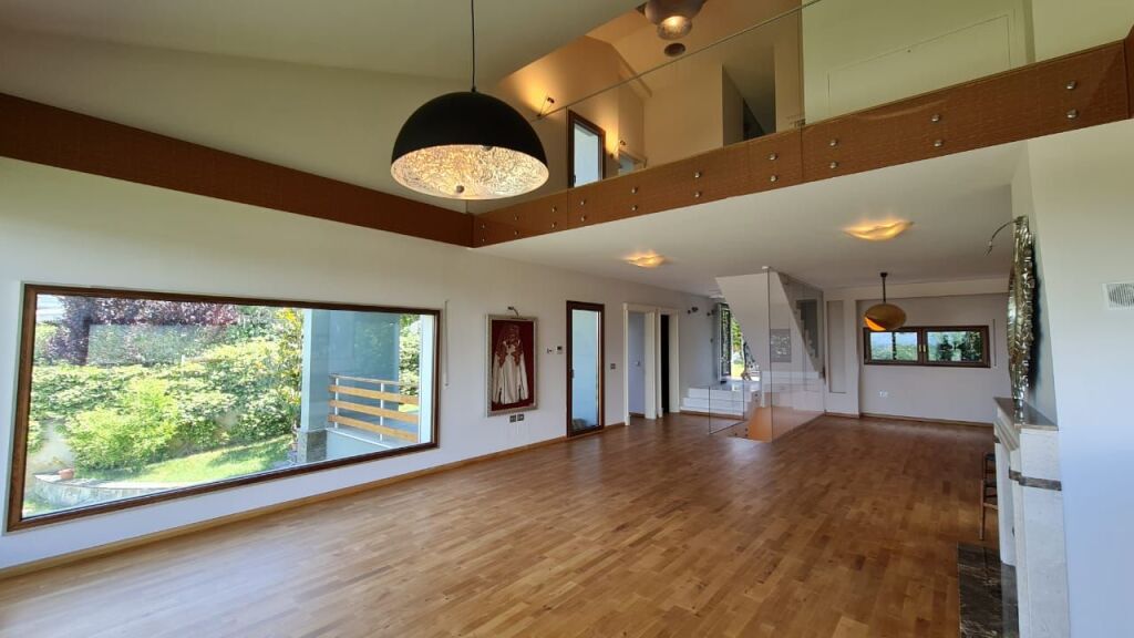 VILE LUKSOZE PER SHITJE TEK ZONA TEG