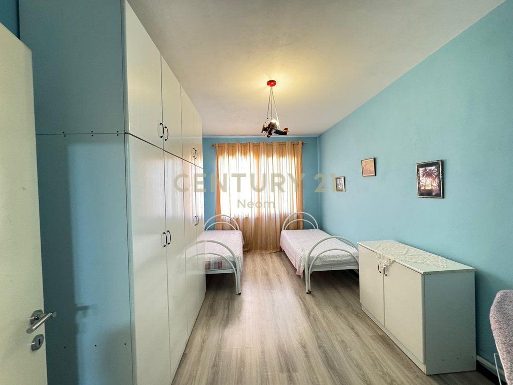 APPARTAMENTO 2+1 IN AFFITTO VICINO A GRAND GALLERY A YZBERISHT! 580 € /Mese Sup. Totale 106m2