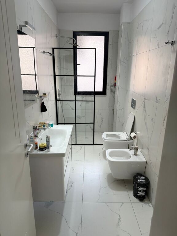 Shitet apartament 2+1 Astir prane vila L