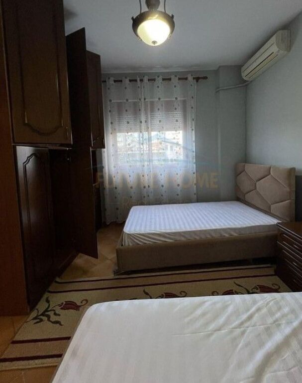 Qira, Apartament 1+1, 21 Dhjetori
