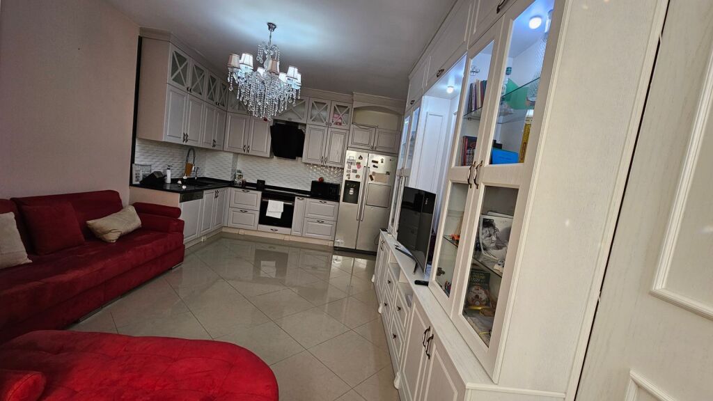 Apartament 2+1+2 per Shitje tek Lagja 6, Ish Rajoni i Policisë, Durres.