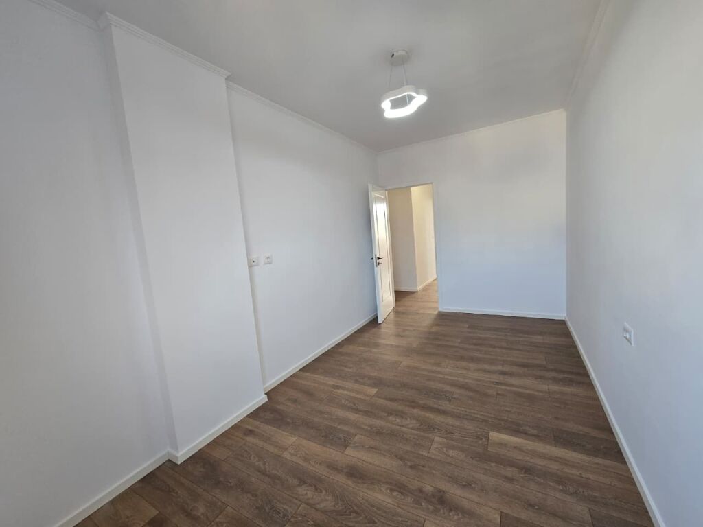 Apartment 2+1+2+Balcony for Sale, Prokuroria, Tirane