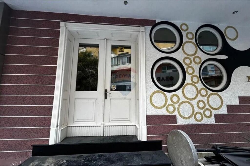 🎶 Ambient Komercial për Qira – Ideal për Muzikë Live në Vlorë